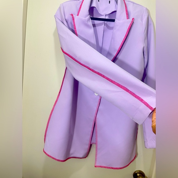 Purple One Button Tuxedo Blazer w/pink outside trim stitching size small - Picture 2 of 7